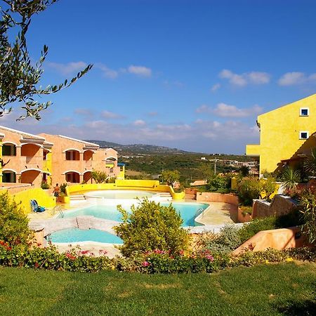 Appartamenti Residence Zodiaco Porto Pozzo Extérieur photo